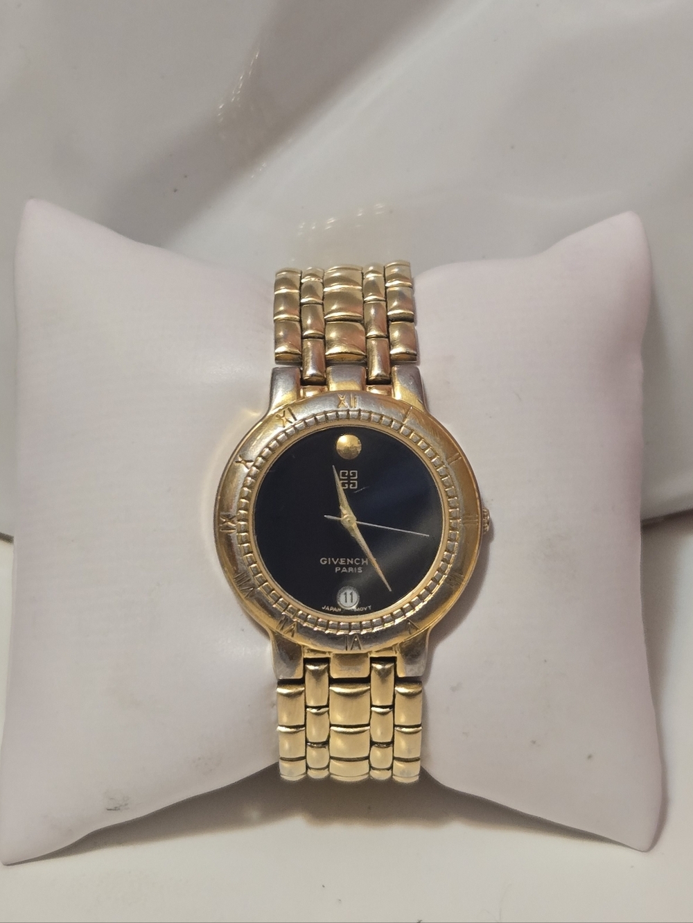 GUC Vintage Givenchy Gold Tone Black Dial Ladies Watch